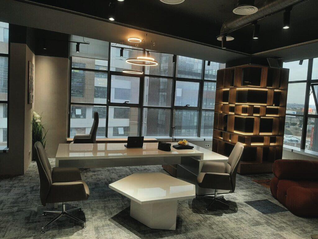 Mobilier de bureau — réalisation Sopromar